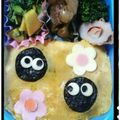 さあや1213's cooksnap of when they made オムライスでまっくろくろすけ♪キャラ弁.