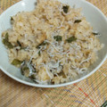 Booruru's cooksnap of when they made しらすと大葉のごま風味ごはん.