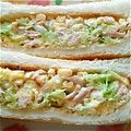katsuco31's cooksnap of when they made 炒めキャベツと炒り卵のツナサンドイッチ.