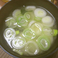ちぃちゃんだよ！'s cooksnap of when they made 豆腐とわかめとネギの味噌汁.