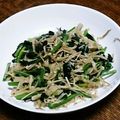 きんさんぎんさん's cooksnap of when they made ほうれん草とえのきの炒め物.