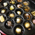 タマリュウ's cooksnap of when they made 簡単！楽しい！たこ焼き器アヒージョ.