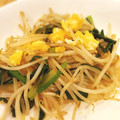 果奈sou's cooksnap of when they made わけぎともやし炒め.