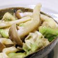 めけてー's cooksnap of when they made アボガドとシメジの山葵醤油和え（raw）.