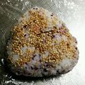 ヤミーヤムヤム's cooksnap of when they made ゆかりと胡麻のおにぎり.