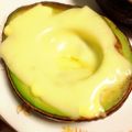 はるるきんぐ's cooksnap of when they made 【簡単おつまみ】アボカドのチーズ焼き.
