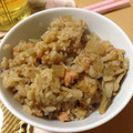 夕飯は６時です's cooksnap of when they made 鮭＆きのこ＆大根の炊き込みご飯.