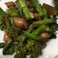 ヨリ105's cooksnap of when they made 簡単！ブロッコリーとウインナー炒めるだけ.