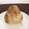 Hrnzm's cooksnap of when they made 高校生が考案「チーズおかか焼きおにぎり」.