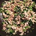 みもたらチー's cooksnap of when they made 小松菜☆ふわふわそぼろ！お弁当に！.