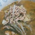 月兎☆'s cooksnap of when they made ニラ もやし 挽き肉 ナンプラー スープ.
