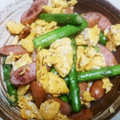 ちえっちぃちぃ's cooksnap of when they made 簡単♪卵とウインナーとアスパラの炒め物♪.