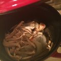 はる8877's cooksnap of when they made ストウブで秋鮭とキノコのバター醤油.