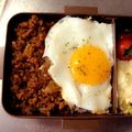 ぱんだ♪♪'s cooksnap of when they made レンジそぼろをリメイク！速攻ドライカレー.