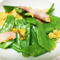 sbx2tm3's cooksnap of when they made サヤエンドウとベーコンのフワフワ卵とじ.