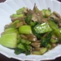 クックCT33O8☆'s cooksnap of when they made 青梗菜とマイタケの炒め物.