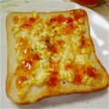 うたかた。's cooksnap of when they made コーンとスイートチリソース♡トースト綺麗.