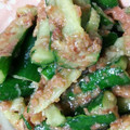 RY０chan's cooksnap of when they made きゅうりの梅おかか和え.