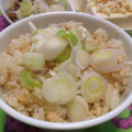 リラシャン's cooksnap of when they made 鮭ときのこの炊き込みご飯.