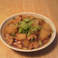 ひーちゃんママ♪'s cooksnap of when they made じゃがいもと鶏皮の煮込み.