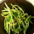 みどりまりも's cooksnap of when they made 簡単：レンジ１分：豆苗の酢醤油胡麻和え.