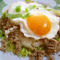 無縛（むばく）'s cooksnap of when they made 時短!サニーサイドアップの朝ごはん丼.
