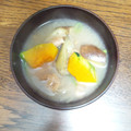 たまさぶろうの部屋's cooksnap of when they made 野菜の皮で黄金のコンソメ.