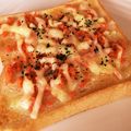 わかもぐ's cooksnap of when they made リメイク☆鮭マヨトースト.
