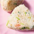 ゆうらりゆらぎ's cooksnap of when they made 簡単♡豆苗とお好きな具でおにぎり.
