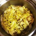 だぶるともとも's cooksnap of when they made 簡単☆すし酢でザワークラウト風キャベツ煮.