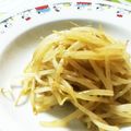 ☆こまっと☆'s cooksnap of when they made もやしのにんにくナンプラー炒め.
