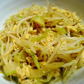 ＜R＞'s cooksnap of when they made 簡単！セロリともやしの卵炒め.