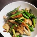 るんちゃそ's cooksnap of when they made お弁当♡簡単アスパラちくわのバタポン炒め.