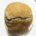サマソニちゃん's cooksnap of when they made シンプル白ごま食パン（HB早焼き）.