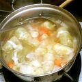 たかはしR's cooksnap of when they made 冷蔵庫の野菜＋冷凍ロ−ルキャベツでポトフ.