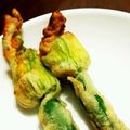 かれん☆ママ's cooksnap of when they made クリームチーズIN花ズッキーニの天ぷら.