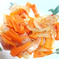 Ｍ・Ｆ's cooksnap of when they made レンジで簡単にんじんと玉ねぎのおかか和え.