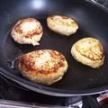 ☞YUKi's cooksnap of when they made 豆腐好きのための豆腐ハンバーグ.