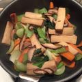 19850524's cooksnap of when they made 高野豆腐と青梗菜の炒め煮☆.