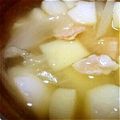 よすがら's cooksnap of when they made 玉ネギ＆じゃが芋の簡単コンソメスープ.