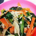 Yukanomesi's cooksnap of when they made 簡単！きのこと小松菜の炒め(*ﾟ▽ﾟ*).