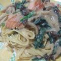 あやぺーす's cooksnap of when they made 鮭の豆乳クリームパスタ.