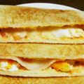 ma___111's cooksnap of when they made 簡単！ベーコンエッグホットサンド.