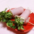 赤い電話's cooksnap of when they made かいわれハムクリーミー巻き.