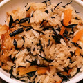 ★立夏★'s cooksnap of when they made 炊飯器で簡単ひじきごはん.