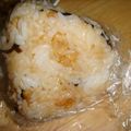 mikiha5's cooksnap of when they made みんな大好き♪揚げ玉おにぎり♪.