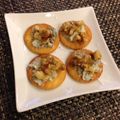 きたろうさん's cooksnap of when they made ブルーチーズとくるみのカナッペ.