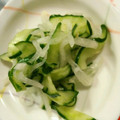 ♪ともょん♪'s cooksnap of when they made 大根ときゅうりの即席お漬物.