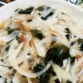 るんちゃそ's cooksnap of when they made 新玉ねぎとわかめのサラダ.