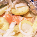 ひな☆日本茶's cooksnap of when they made シャケと新玉ねぎのホイル焼き.